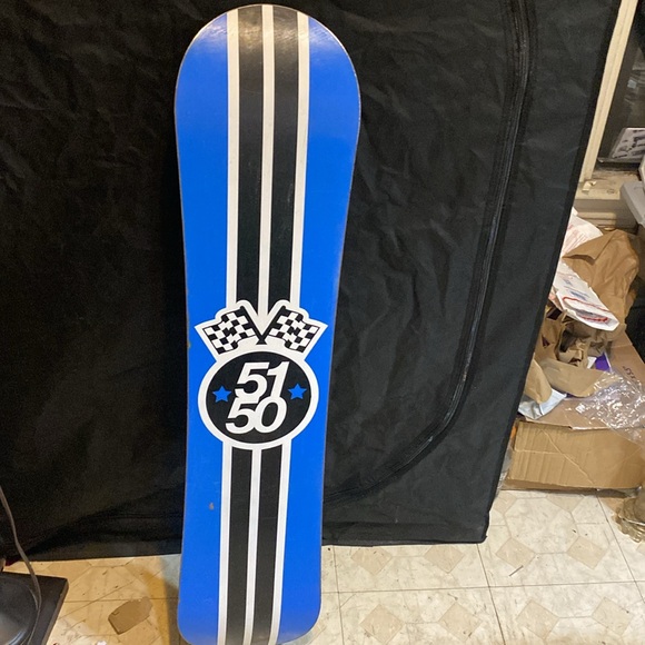 Snowboard - Picture 2 of 3